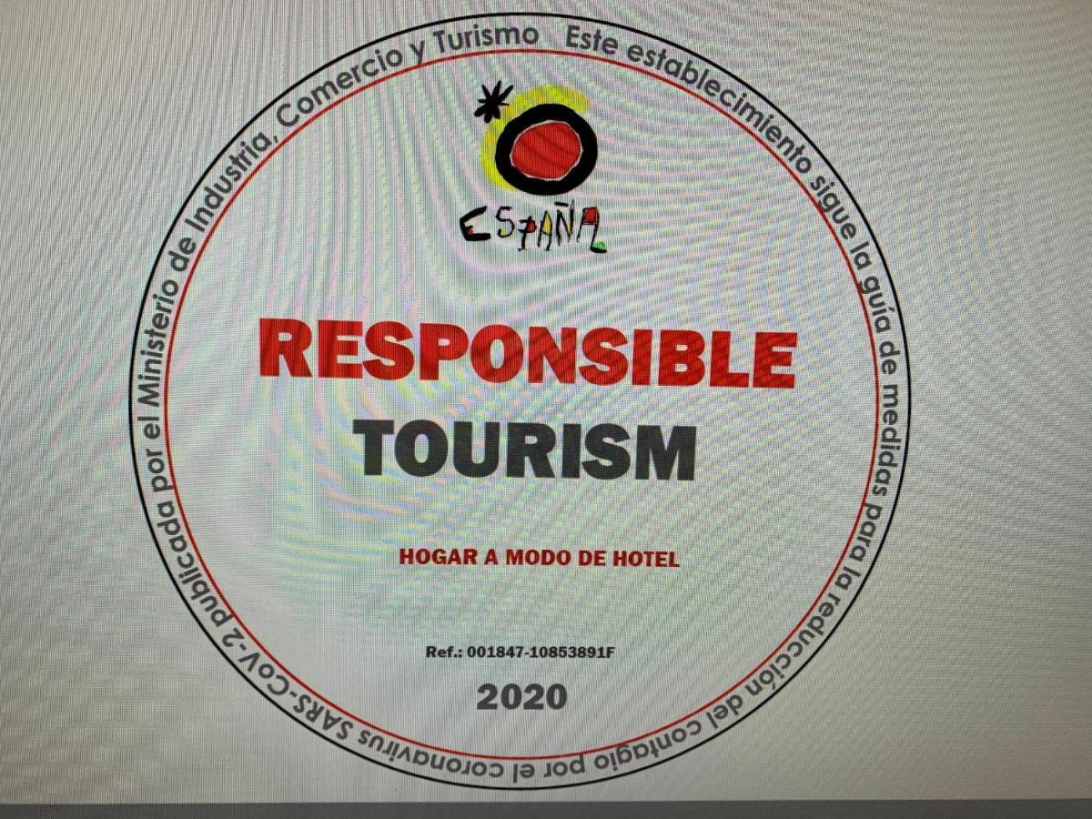 Hogar, A Modo De Hotel 기욘 외부 사진