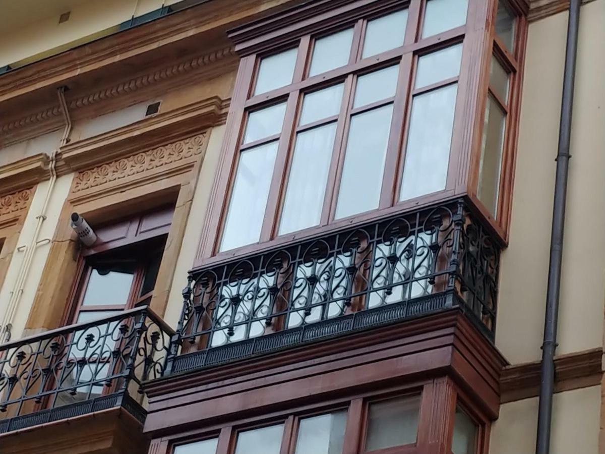 Hogar, A Modo De Hotel 기욘 외부 사진
